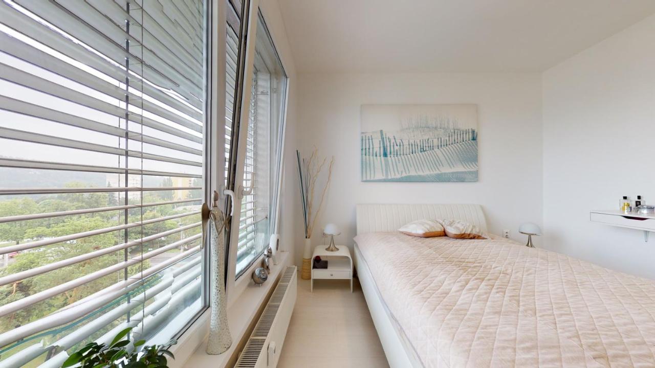Bibi Centroom Apartment Piest'any Exterior foto