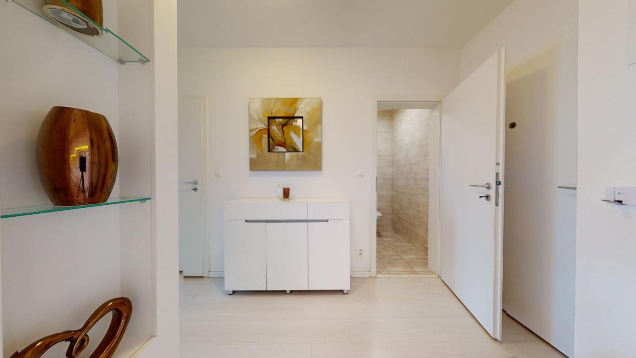 Bibi Centroom Apartment Piest'any Exterior foto